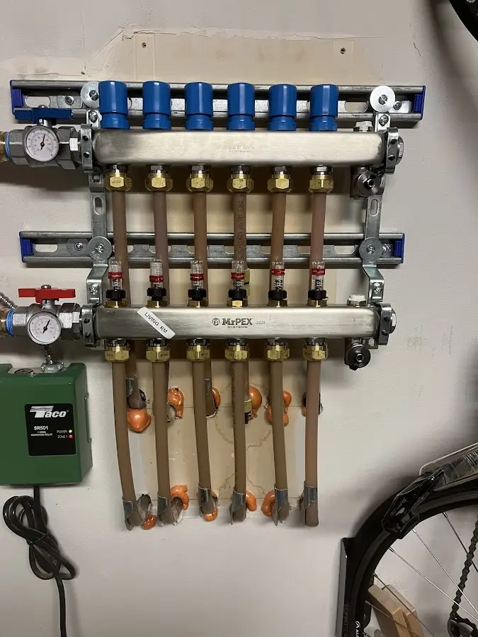 Plumber performing Gas Leak Detection at a residential property in Topanga